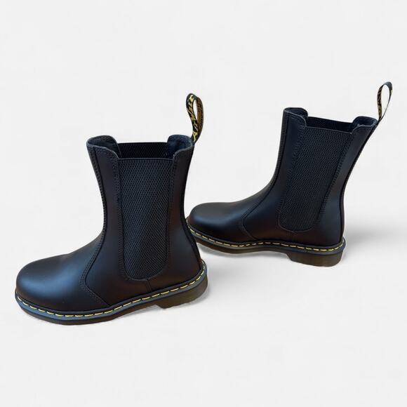 NEW Dr. Martens Chelsea Hi Smooth Leather Boots Women's 8 / Men's 7 - Picture 3 of 9